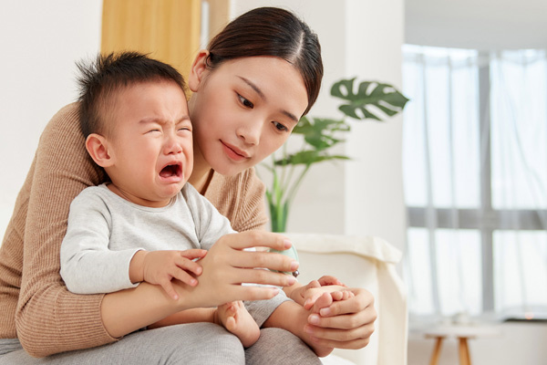 湘雅试管婴儿费用详解：一代与二代价格差异小，费用明细表一览